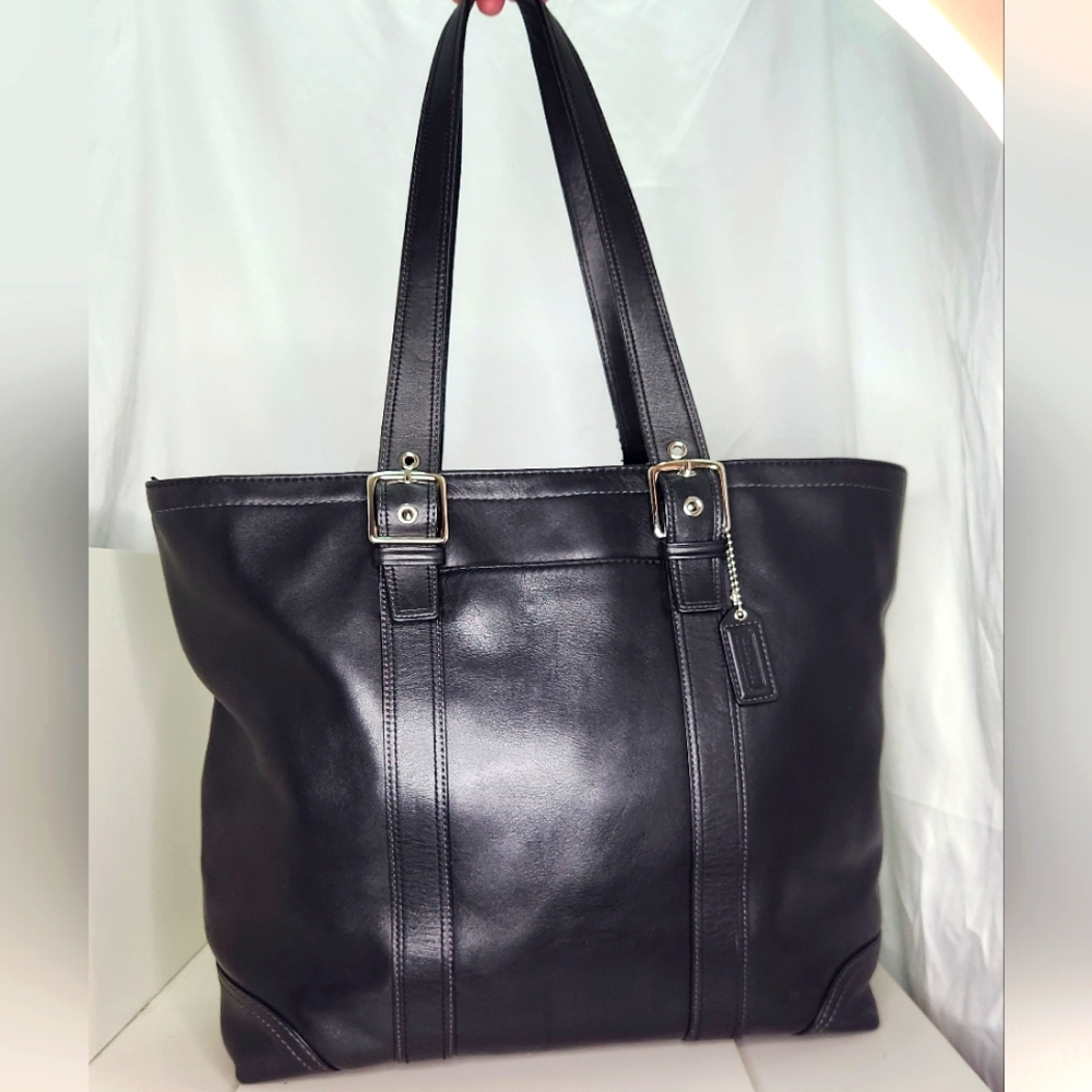 XX SOLD XX   EUC Vintage Coach Hampton Glovetanned Leather Large Tote Bag